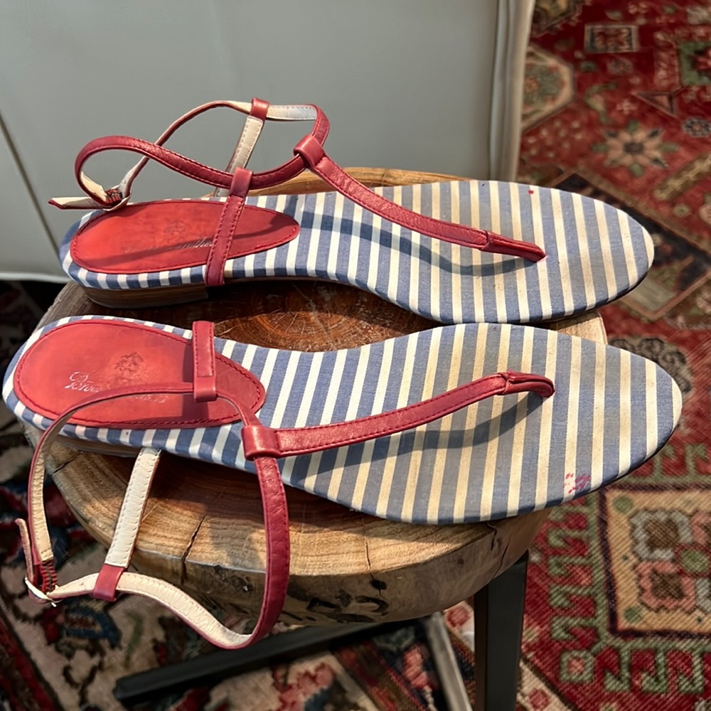 Brooks Brothers t-strap sandals - Picture 1 of 8